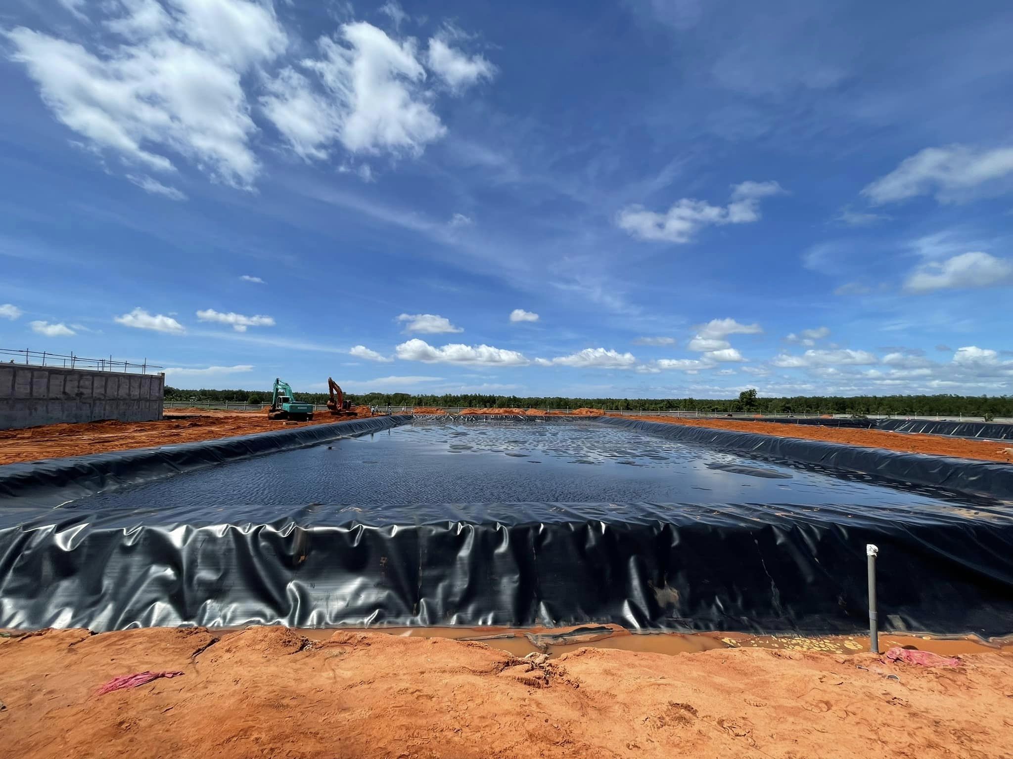 Bạt lót ao hồ hdpe nuôi tôm cá tại Lâm Đồng Bạt lót ao hồ hdpe nuôi tôm cá tại Lâm Đồng