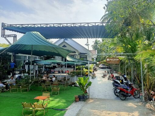 Mái bạt xếp lượn sóng, di động ở Hải Dương che quán cafe