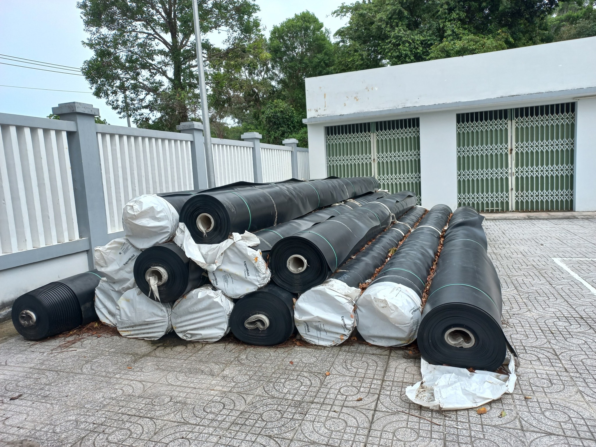 Màng bạt HDPE lót hồ chứa nước ở Gia Lai Màng bạt HDPE lót hồ chứa nước ở Gia Lai