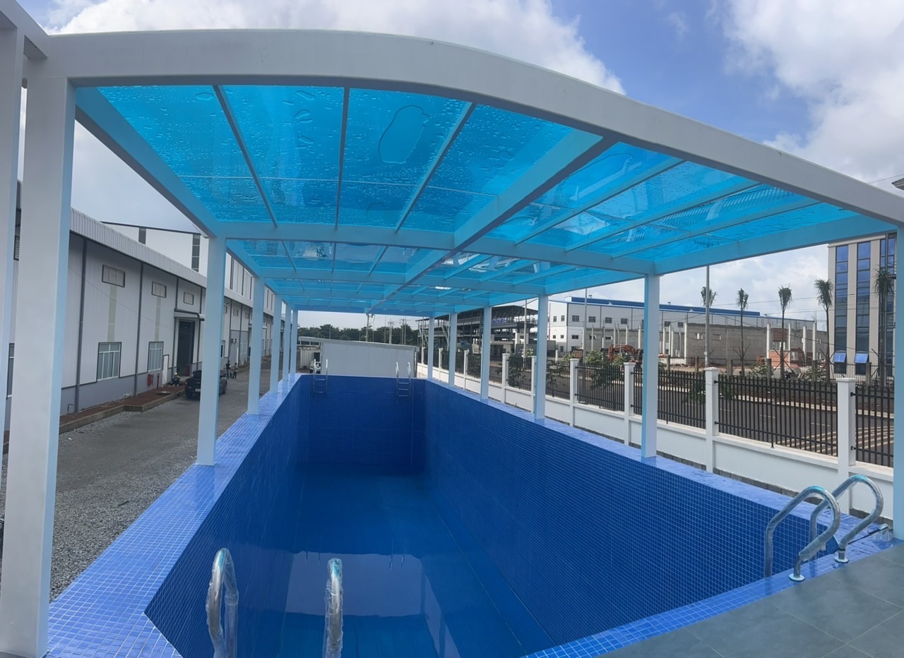 Mái che hồ bơi polycarbonate