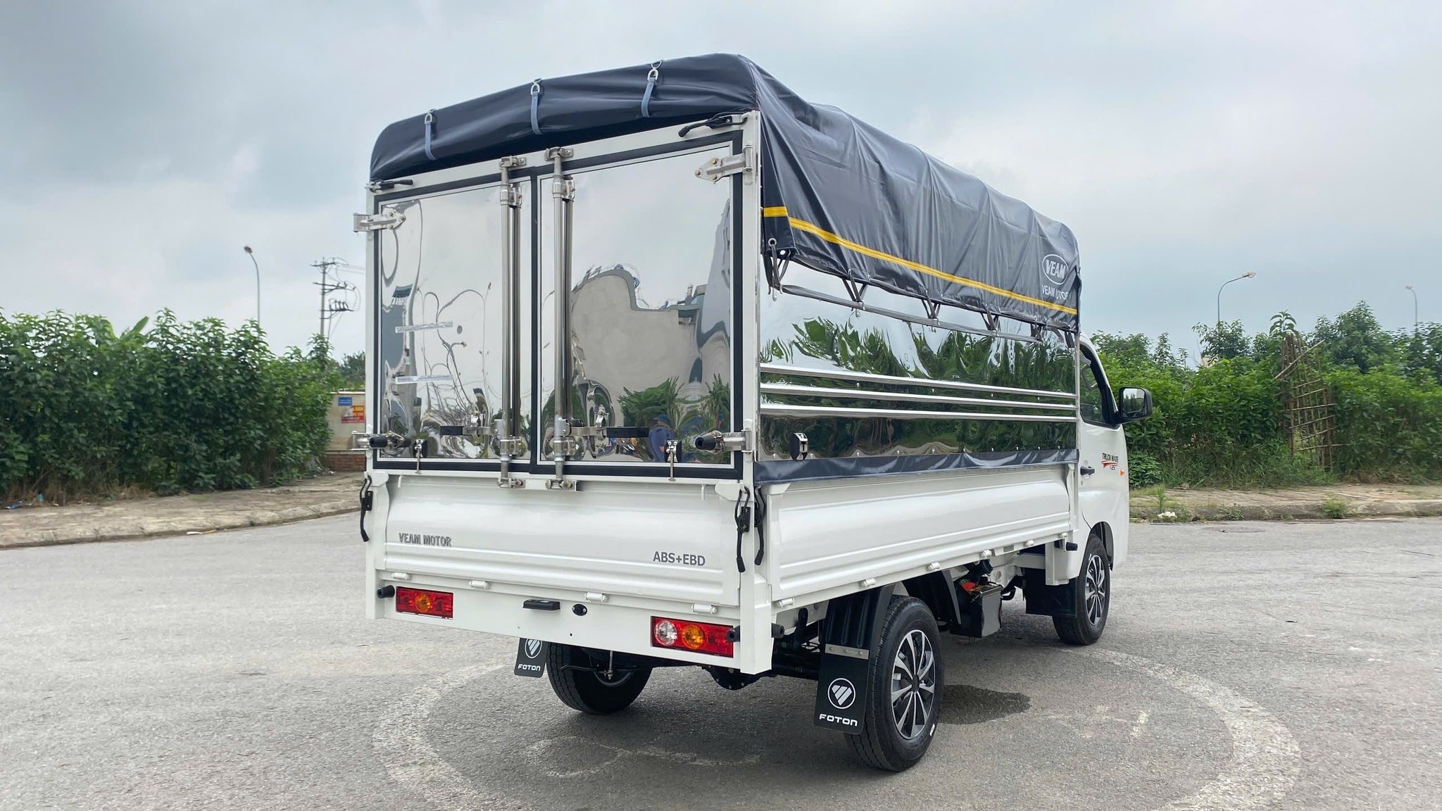 May bạt trùm thùng xe tải tại Hà Nội