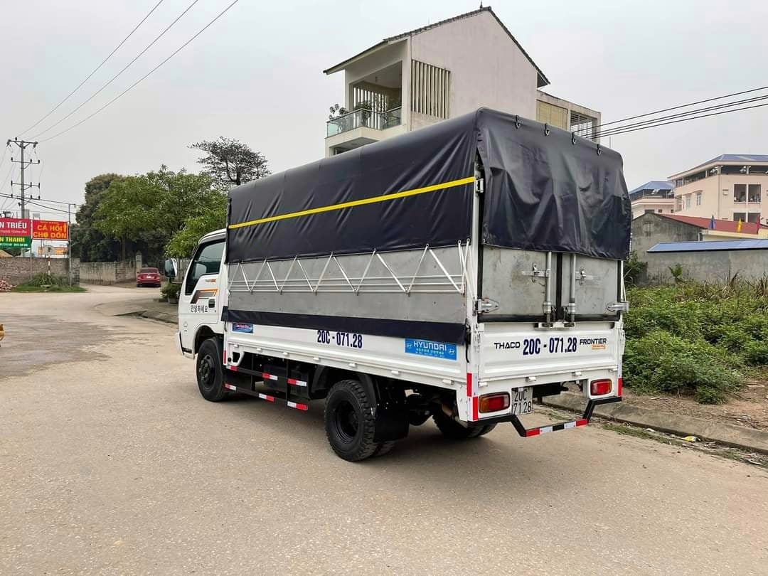 Bạt trùm phủ Cabin xe tải Bạt trùm phủ Cabin xe tải