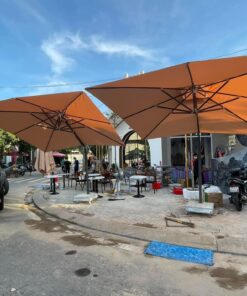 Dù che nắng lệch tâm tại Hà Tĩnh