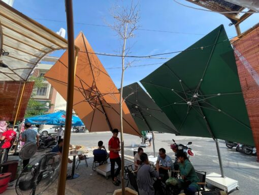 Ô dù che nắng ngoài trời tại Nha Trang