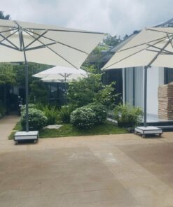 Dù lệch tâm vuông 3m hợp kim nhôm xoay 360 màu trắng