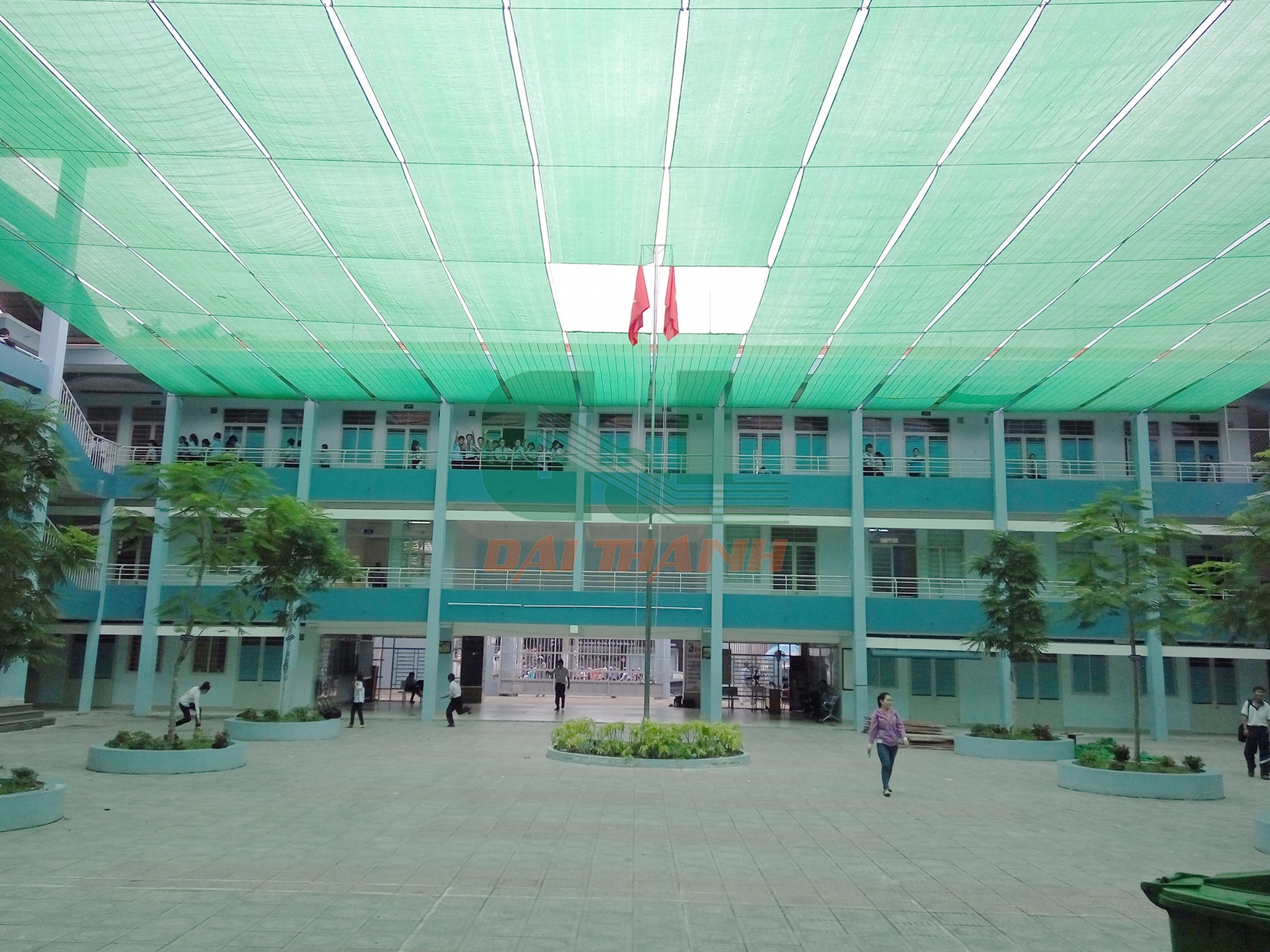 Lưới lan che nắng sân trường học