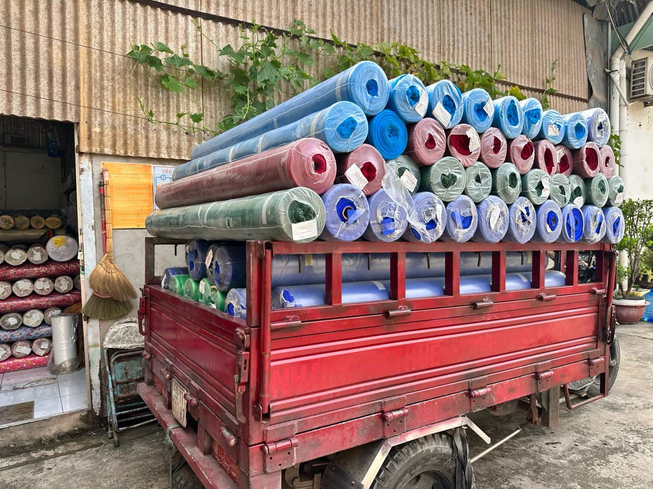 Xưởng may thay áo bạt dù giá rẻ