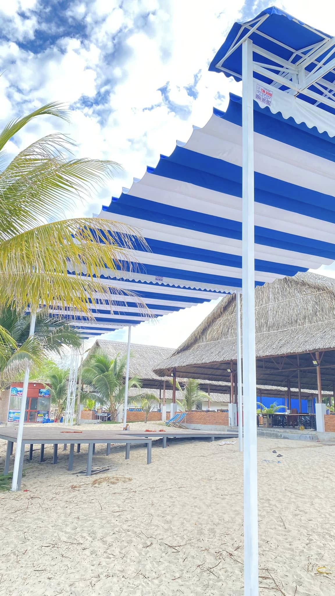 Bạt che nắng mưa ngoài trời ở Long Khánh Bạt che nắng mưa ngoài trời ở Long Khánh