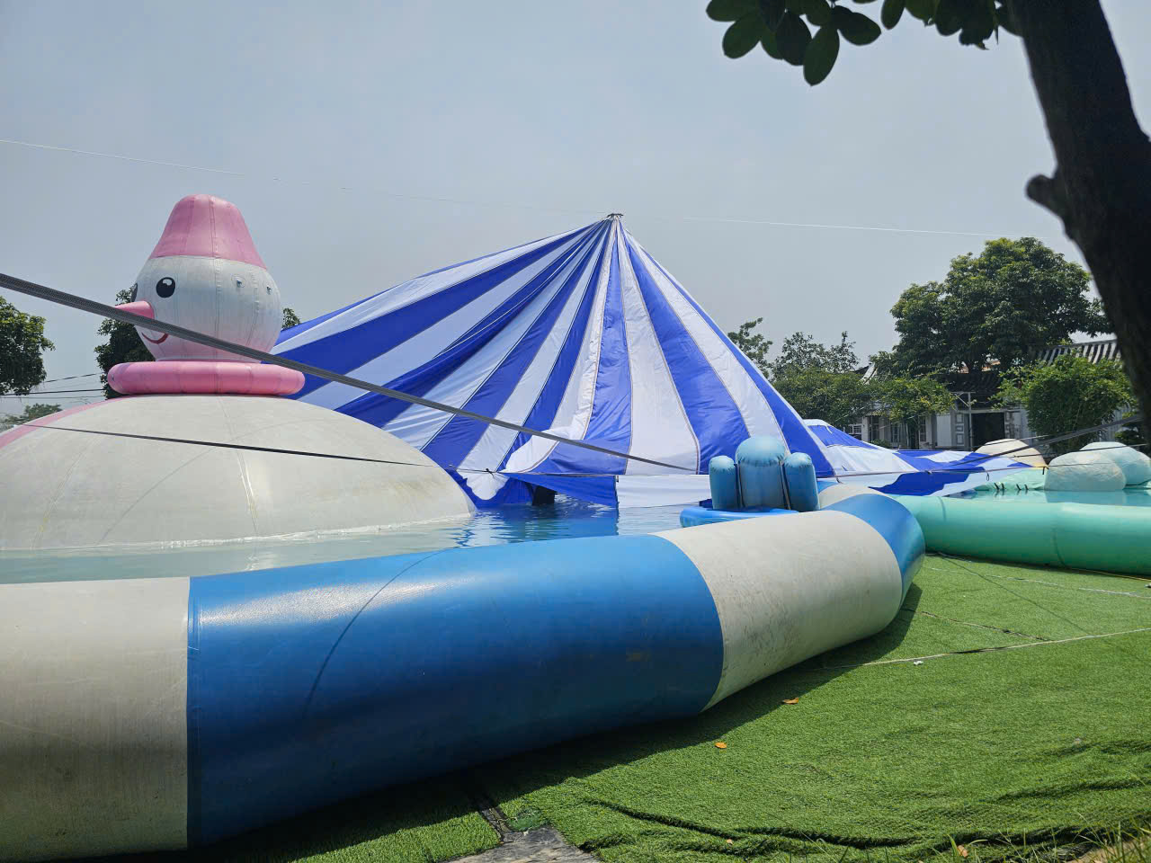 Dù che sự kiện sân trường học ở Cà Mau Dù che sự kiện sân trường học ở Cà Mau