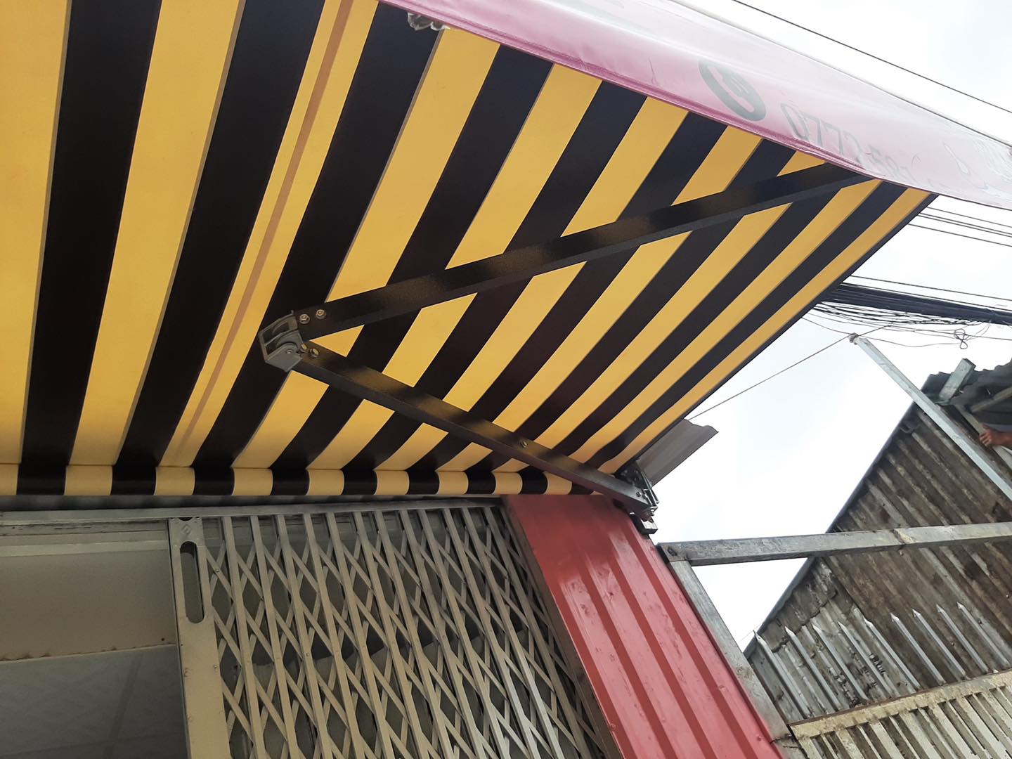 Bạt che nắng mưa ngoài trời ở Long Khánh