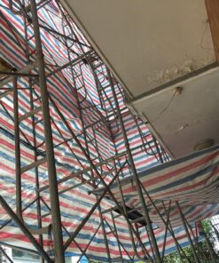 Bạt dứa kẻ sọc che bụi công trình xây dựng