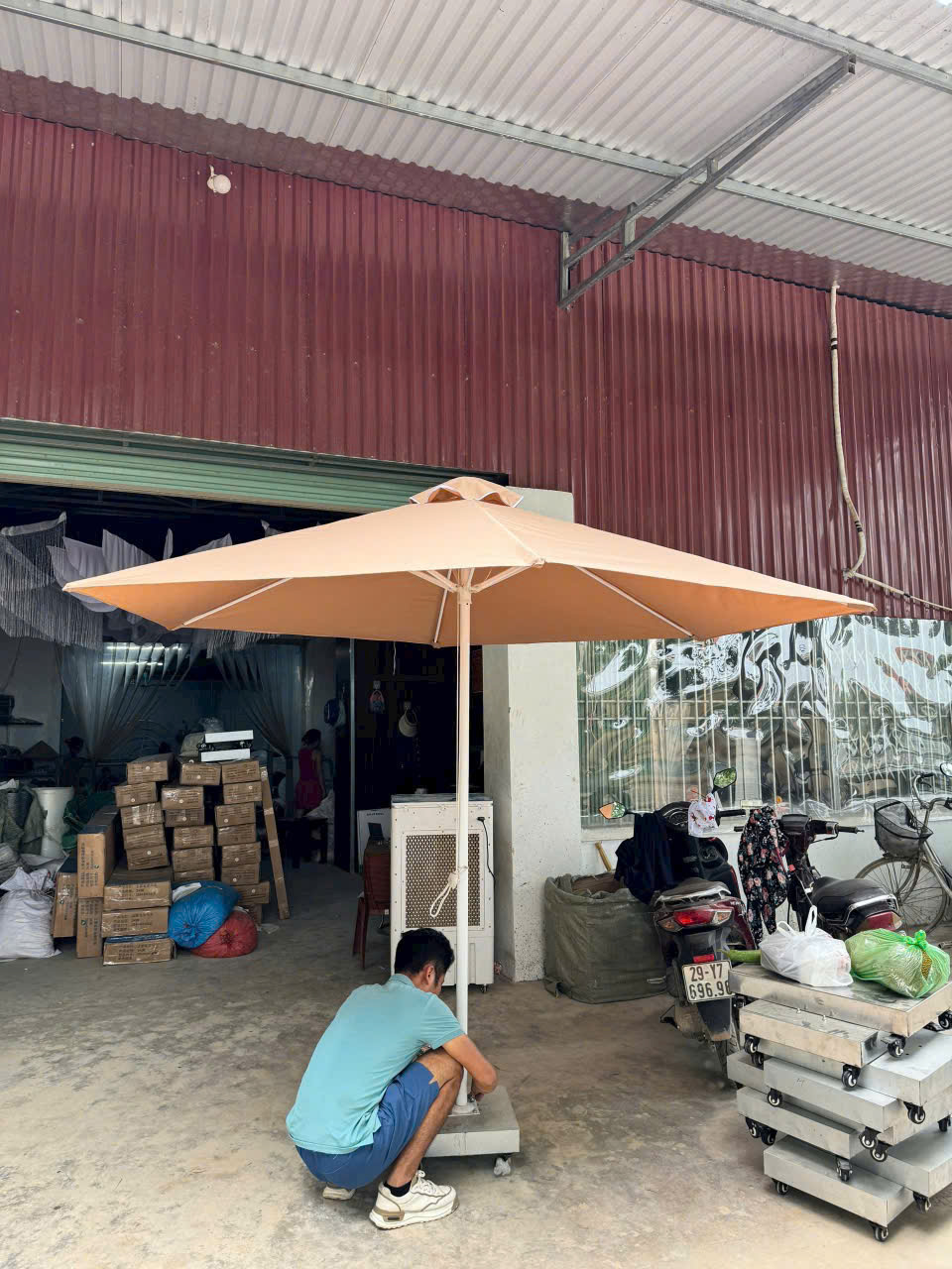 Ô dù đúng tâm tròn 3m ở quận Bình Tân Ô dù đúng tâm tròn 3m ở quận Bình Tân